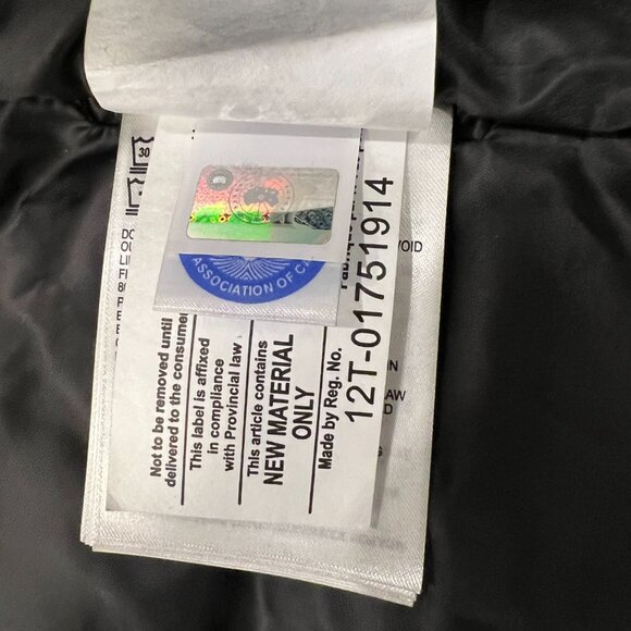 Men's Canada Goose Windermere Coat - M (Black) Brand New - Picture 14 of 16